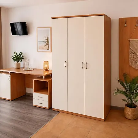 Largo Light Hotel 3*